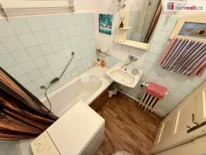 Pronájem bytu 2+1, Kralupy nad Vltavou - Lobeček, Seifertova, 70 m2