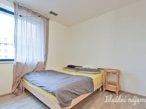 Pronájem bytu 1+kk, Brno - Židenice, Gajdošova, 34 m2