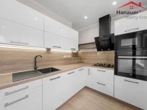 Prodej bytu 3+1, Děčín - Děčín II-Nové Město, Kamenická, 65 m2