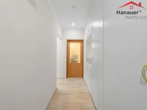 Prodej bytu 3+1, Děčín - Děčín II-Nové Město, Kamenická, 65 m2