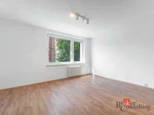 Pronájem bytu 1+kk, Brno - Židenice, Blatnická, 32 m2