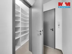 Pronájem bytu 2+kk, Pardubice - Bílé Předměstí, Husova, 58 m2