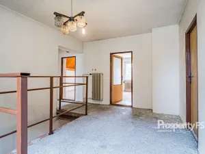 Prodej rodinného domu, Janovice, 250 m2