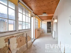 Prodej rodinného domu, Břeclav - Poštorná, Celnice-středisko služeb, 120 m2