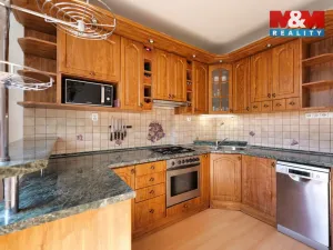 Prodej rodinného domu, Prostějov, Bezručovo nám., 180 m2