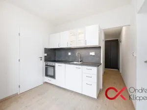 Pronájem bytu 3+1, Praha, Lamačova, 73 m2