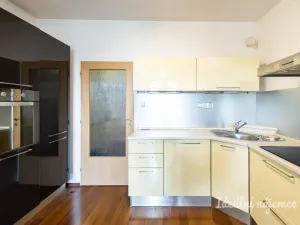 Pronájem bytu 2+kk, Praha - Kbely, Pod Nouzovem, 57 m2