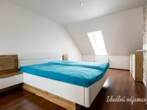 Pronájem bytu 2+kk, Praha - Kbely, Pod Nouzovem, 57 m2