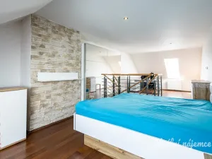Pronájem bytu 2+kk, Praha - Kbely, Pod Nouzovem, 57 m2
