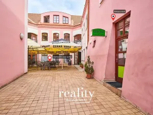 Pronájem obchodního prostoru, Znojmo, Horní náměstí, 115 m2