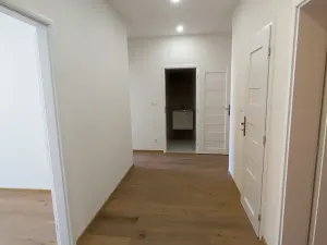 Prodej bytu 3+1, Praha, Bělohorská, 85 m2