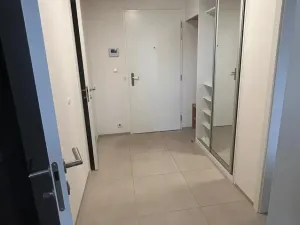 Pronájem bytu 2+kk, Praha - Libeň, Zenklova, 53 m2