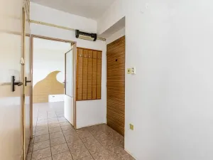 Prodej bytu 1+1, Hluboká nad Vltavou, Nerudova, 33 m2
