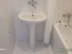 Pronájem bytu 3+1, Praha - Kobylisy, Nad záložnou, 85 m2