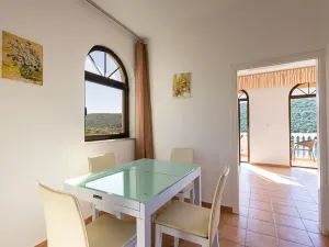 Prodej bytu 3+kk, Bigova, Černá Hora, 65 m2
