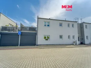 Prodej bytu 3+kk, Vochov, 68 m2