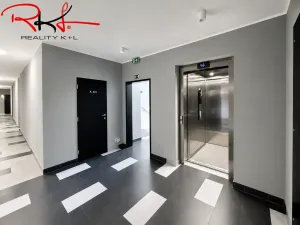 Pronájem bytu 1+kk, Praha, Honzíkova, 27 m2