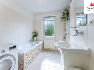 Prodej bytu 2+1, Milovice, Mírová, 58 m2