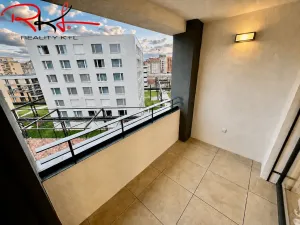 Pronájem bytu 2+kk, Praha, U Pergamenky, 55 m2