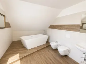 Pronájem bytu 5+kk, Lipůvka, 180 m2