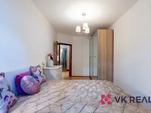 Prodej bytu 2+kk, Praha - Břevnov, Šlikova, 63 m2
