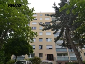 Pronájem bytu 1+kk, Praha - Modřany, Semická, 29 m2