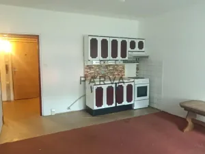Pronájem bytu 1+kk, Holoubkov, 26 m2