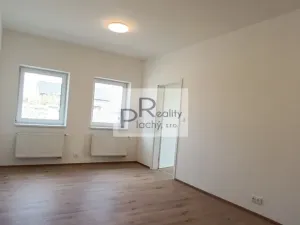 Prodej bytu 2+kk, Hevlín, 69 m2