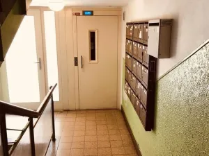 Pronájem bytu 1+kk, Praha - Vršovice, Tolstého, 31 m2