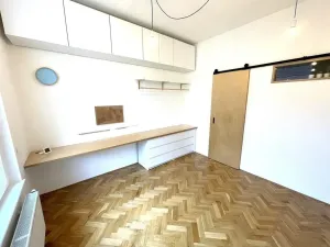 Pronájem bytu 2+kk, Praha - Vršovice, Na spojce, 45 m2