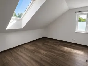 Pronájem rodinného domu, Lipůvka, 180 m2