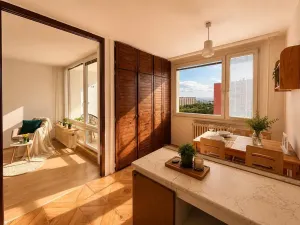 Prodej bytu 3+1, Praha - Kobylisy, Slancova, 70 m2