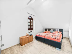 Prodej činžovního domu, Domažlice - Město, Spálená, 312 m2
