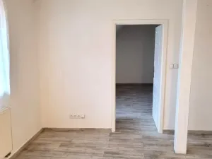 Pronájem bytu 2+kk, Tábor, Převrátilská, 46 m2