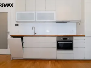 Pronájem bytu 1+kk, Praha, Smrčkova, 32 m2