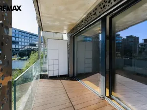 Pronájem bytu 1+kk, Praha, Smrčkova, 32 m2