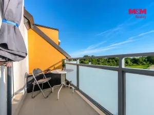 Pronájem bytu 1+kk, Praha, Švihovská, 37 m2