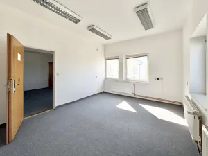 Pronájem kanceláře, Brno, Kaštanová, 58 m2