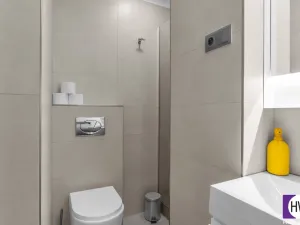 Prodej bytu 1+kk, Praha, Školská, 21 m2
