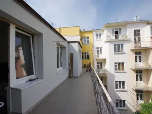 Pronájem bytu 2+kk, Praha - Vinohrady, náměstí Jiřího z Lobkovic, 35 m2
