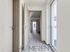 Pronájem bytu 2+kk, Praha, Vyšehradská, 57 m2