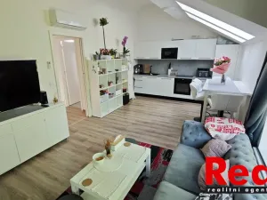 Pronájem bytu 2+kk, Brno, Moravanská, 52 m2
