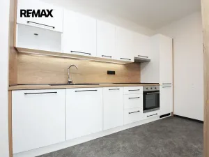 Pronájem bytu 2+kk, Kolín, Kmochova, 50 m2