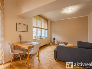 Pronájem bytu 2+1, Neratovice, Dr. E. Beneše, 67 m2