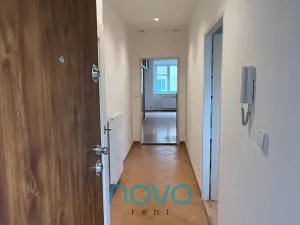 Pronájem bytu 2+kk, Praha - Žižkov, Křišťanova, 53 m2