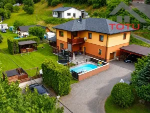 Prodej rodinného domu, Trutnov, 240 m2