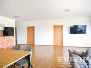Prodej bytu 4+kk, Břeclav, třída 1. máje, 104 m2
