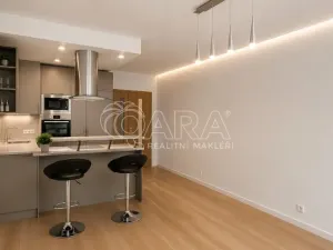 Prodej bytu 1+kk, Praha - Smíchov, Jindřicha Plachty, 40 m2
