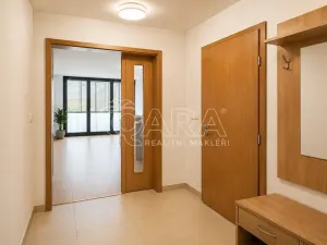 Prodej bytu 1+kk, Praha - Smíchov, Jindřicha Plachty, 40 m2