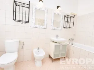 Pronájem bytu 3+1, Praha - Nové Město, Pštrossova, 94 m2